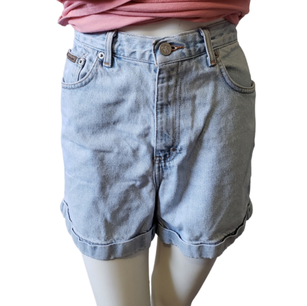 Calvin Klein Jeans size 8 basic cuffed enzyme washed cotton denim jean shorts